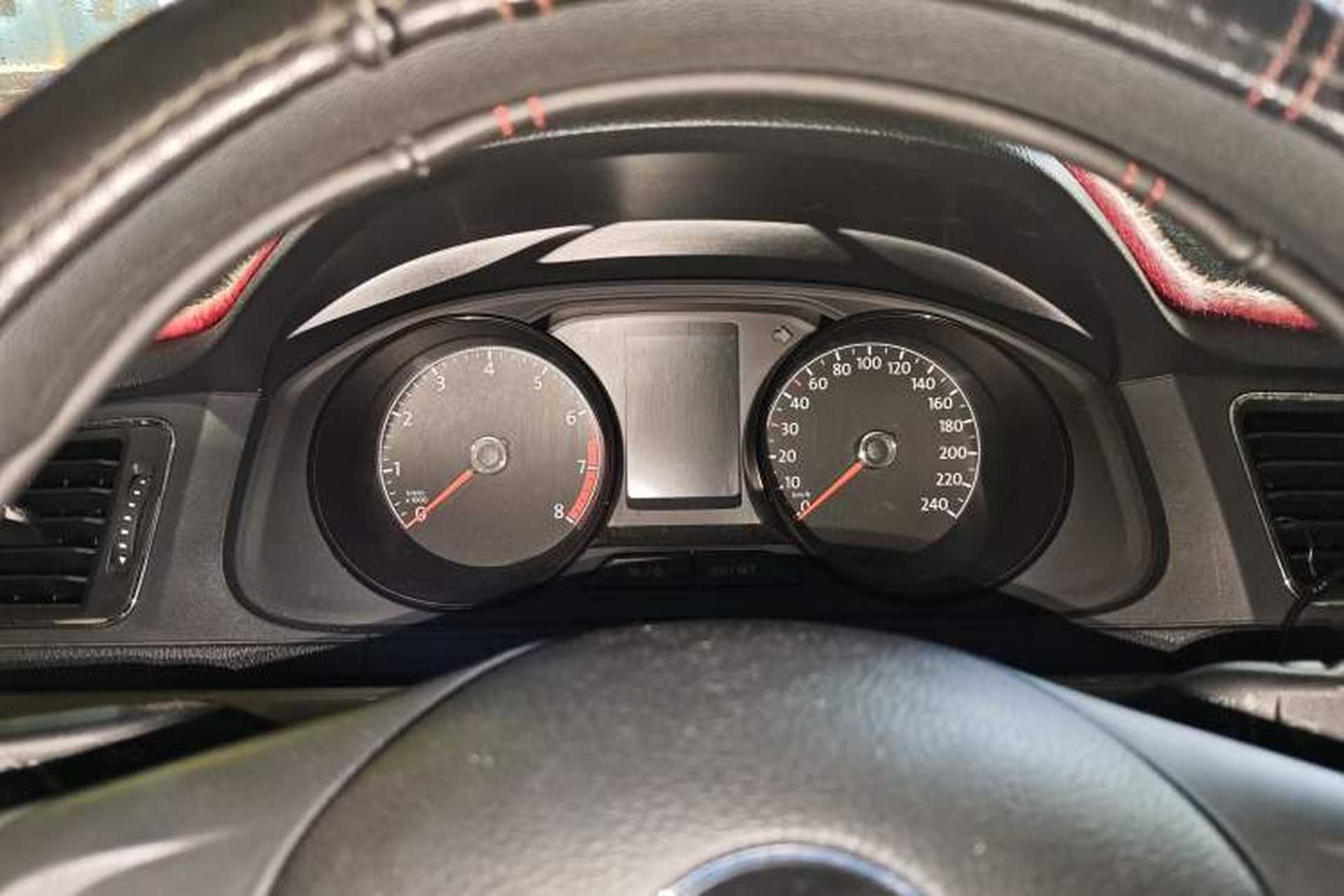 Used Volkswagen Lavida 2017 1.6L Automatic Fashion Edition Instrument Cluster