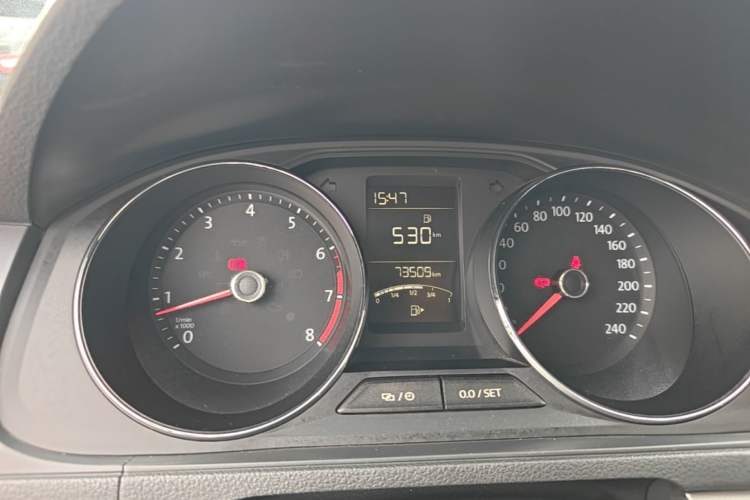 Used Volkswagen Lavida 2017 1.6L Manual Comfort Edition Instrument Cluster