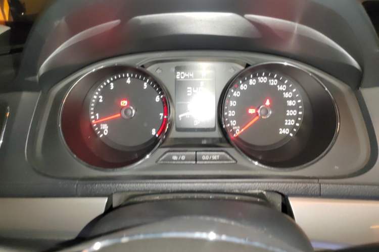 Used Volkswagen Lavida 2017 230TSI DSG Comfort Edition Instrument Cluster
