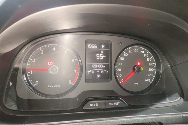 Used Volkswagen Lavida 2017 1.6L Automatic Comfort Edition Instrument Cluster