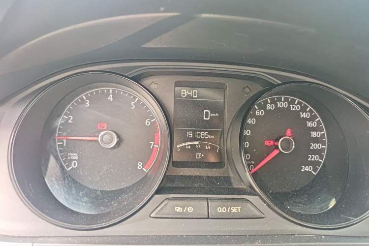 Used Volkswagen Lavida 2017 1.6L Manual Fashion Edition Instrument Cluster