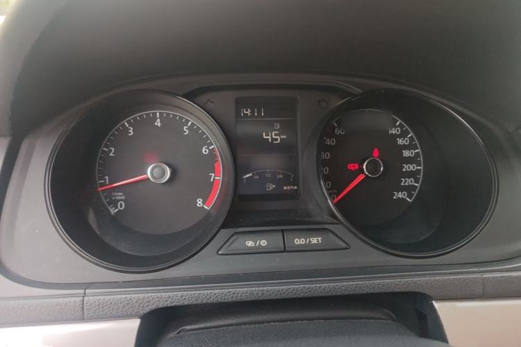 Used Volkswagen Lavida 2017 1.6L Manual Fashion Edition Instrument Cluster