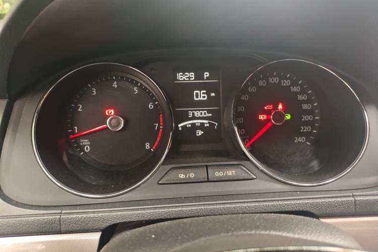 Used Volkswagen Lavida 2017 230TSI DSG Comfort Edition Instrument Cluster