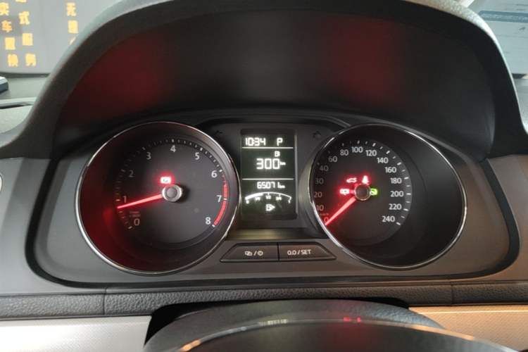 Used Volkswagen Lavida 2017 230TSI DSG Comfort Edition Instrument Cluster