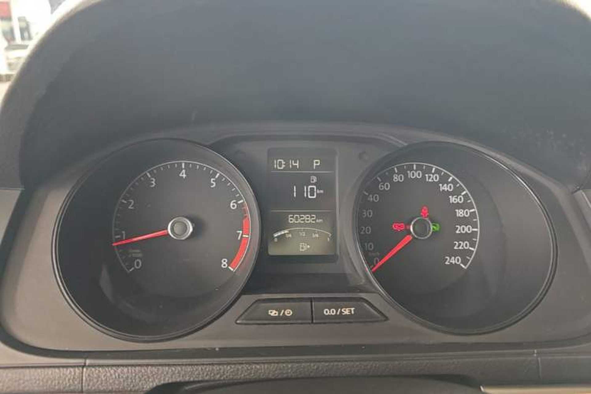 Used Volkswagen Lavida 2017 1.6L Automatic Fashion Edition Instrument Cluster