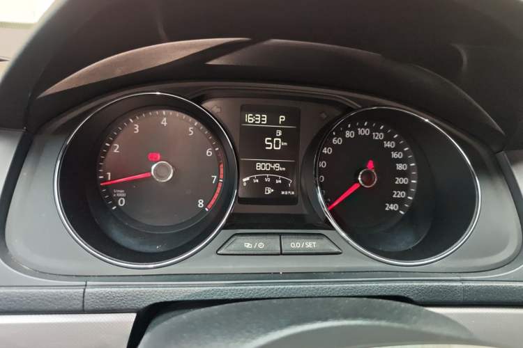 Used Volkswagen Lavida 2017 1.6L Automatic Comfort Edition Instrument Cluster
