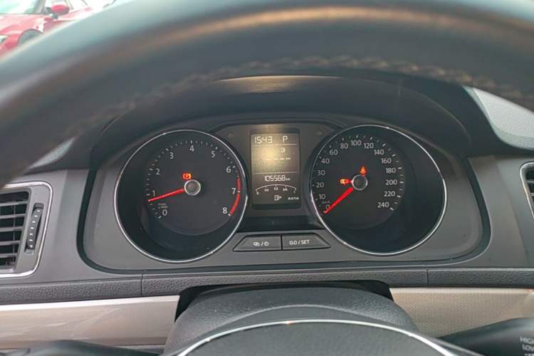 Used Volkswagen Lavida 2017 1.6L Automatic Comfort Edition Instrument Cluster