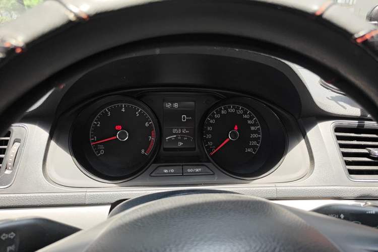 Used Volkswagen Lavida 2017 1.6L Manual Fashion Edition Instrument Cluster