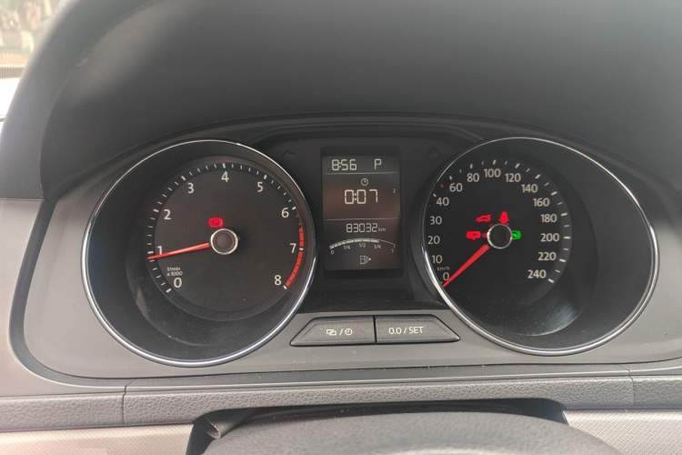 Used Volkswagen Lavida 2017 1.6L Automatic Comfort Edition Instrument Cluster