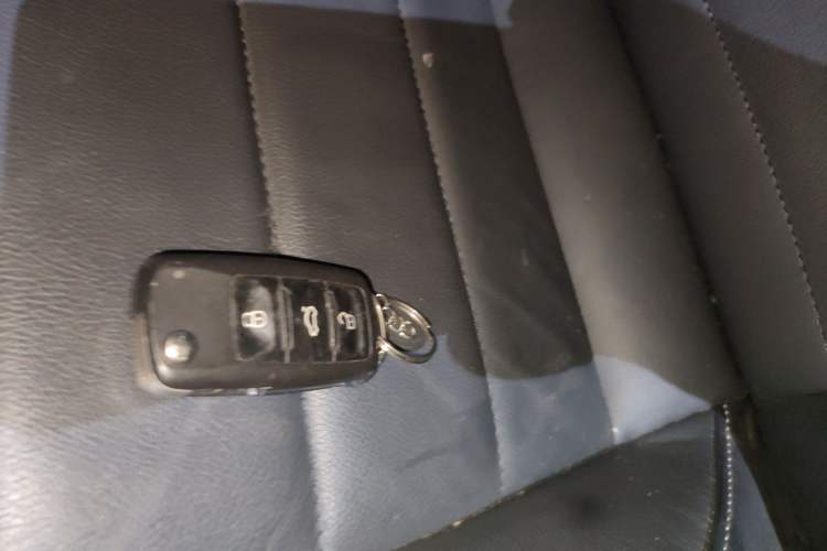 Used Volkswagen Lavida 2017 1.6L Automatic Comfort Edition Interior 1