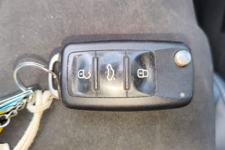 Used Volkswagen Lavida 2017 1.6L Automatic Comfort Edition Interior 1
