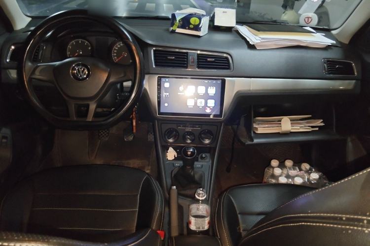Used Volkswagen Lavida 2017 1.6L Manual Fashion Edition Interior 2