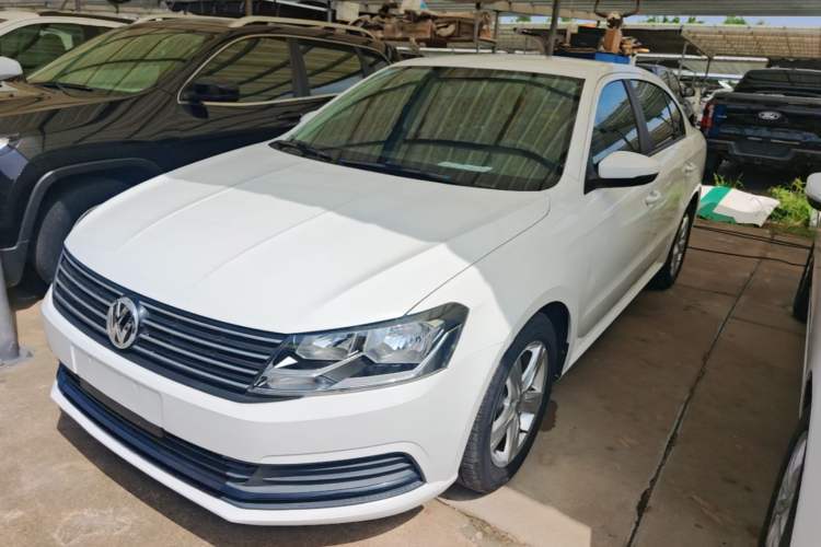 Used Volkswagen Lavida 2017 1.6L Automatic Fashion Edition Guazi used car, China used car export, Used car for sale, Used Volkswagen cars, Cheapest cars for sale