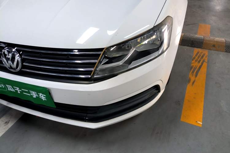 Used Volkswagen Lavida 2017 1.6L Manual Fashion Edition Left Front Headlight