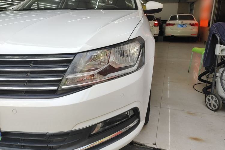 Used Volkswagen Lavida 2017 230TSI DSG Comfort Edition Left Front Headlight