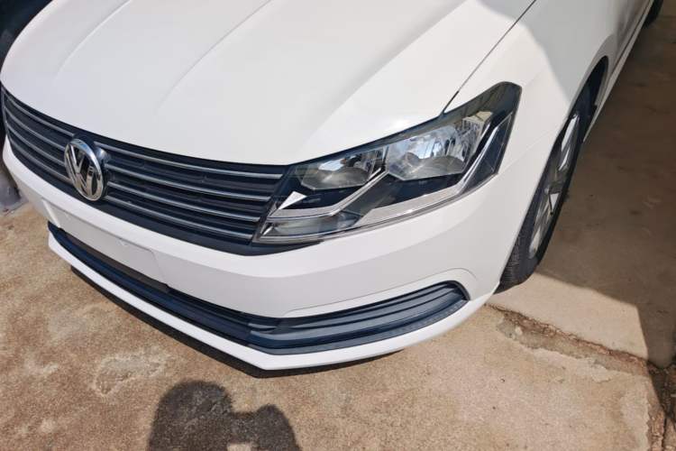 Used Volkswagen Lavida 2017 1.6L Automatic Fashion Edition Left Front Headlight