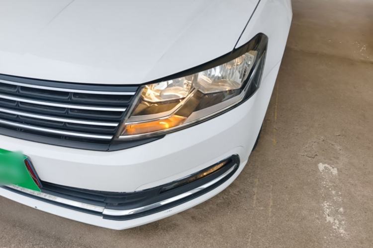 Used Volkswagen Lavida 2017 1.6L Automatic Fashion Edition Left Front Headlight
