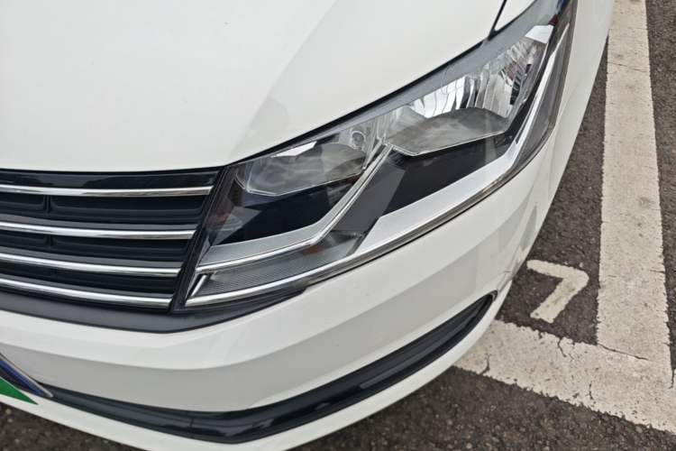 Used Volkswagen Lavida 2017 1.6L Manual Fashion Edition Left Front Headlight