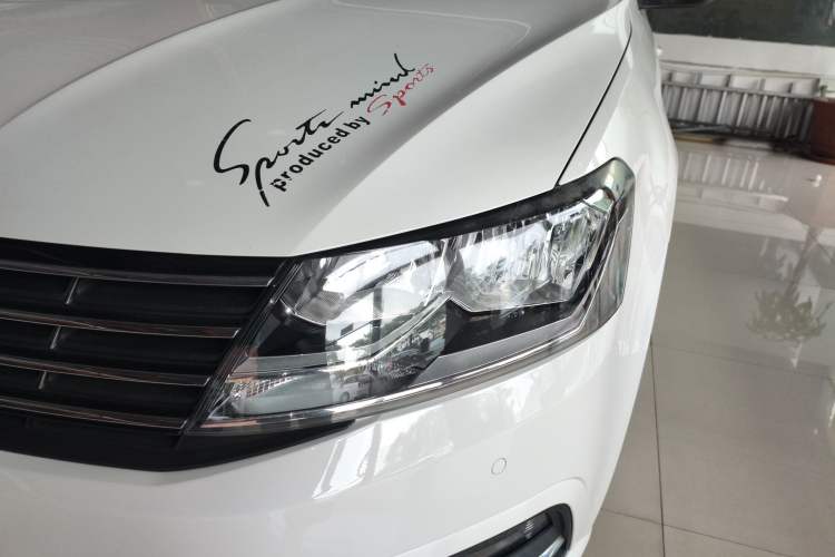 Used Volkswagen Lavida 2017 230TSI DSG Comfort Edition Left Front Headlight