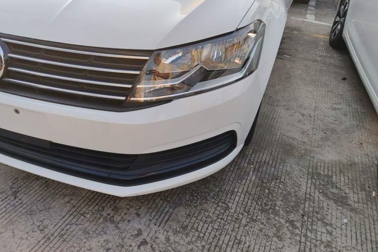 Used Volkswagen Lavida 2017 1.6L Manual Fashion Edition Left Front Headlight