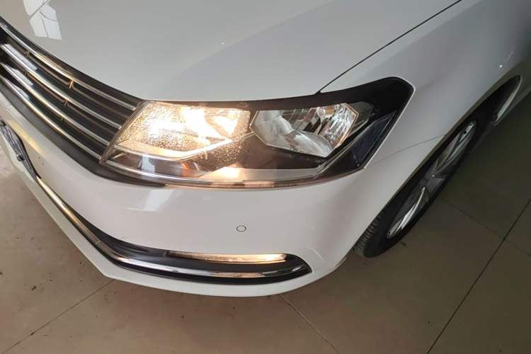 Used Volkswagen Lavida 2017 1.6L Automatic Comfort Edition Left Front Headlight
