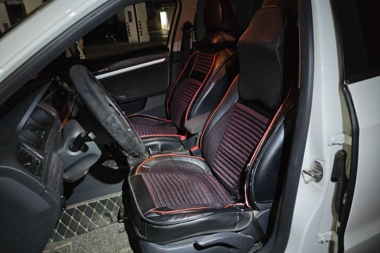 Used Volkswagen Lavida 2017 1.6L Automatic Fashion Edition Left Front Seat