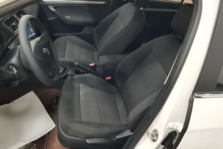 Used Volkswagen Lavida 2017 1.6L Automatic Fashion Edition Left Front Seat