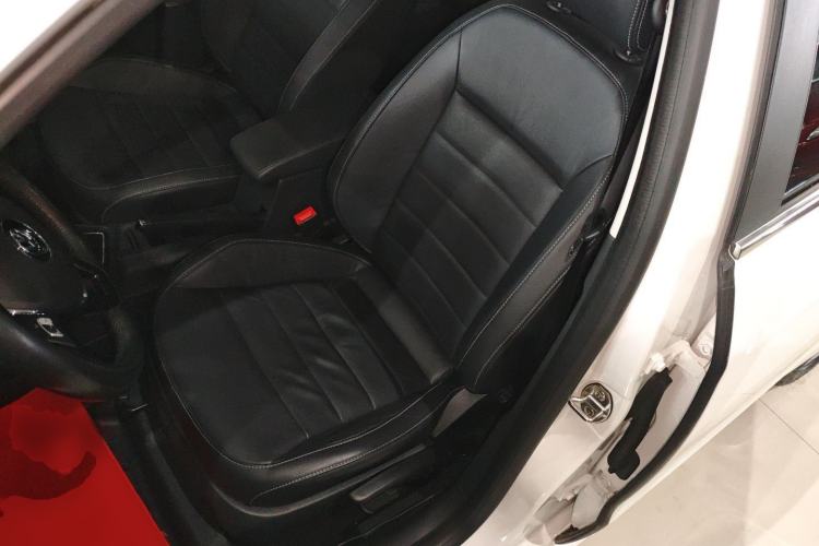 Used Volkswagen Lavida 2017 1.6L Automatic Comfort Edition Left Front Seat