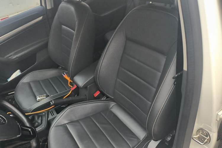 Used Volkswagen Lavida 2017 1.6L Automatic Comfort Edition Left Front Seat