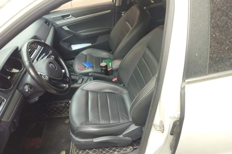 Used Volkswagen Lavida 2017 1.6L Automatic Comfort Edition Left Front Seat