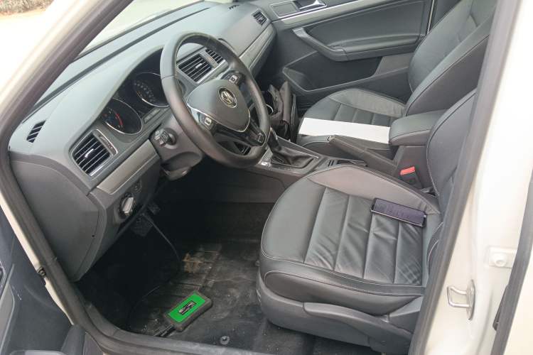 Used Volkswagen Lavida 2017 1.6L Automatic Comfort Edition Left Front Seat