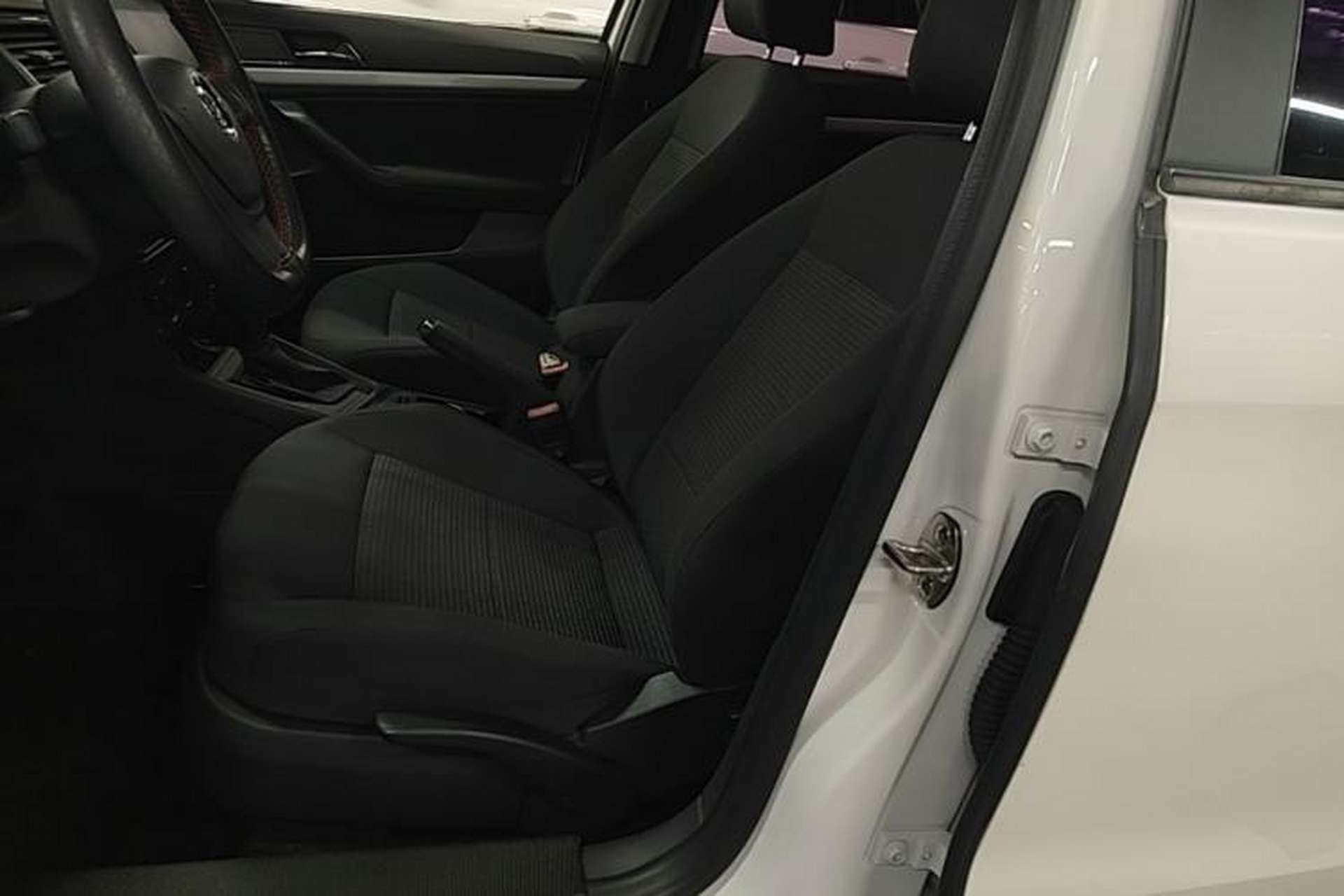 Used Volkswagen Lavida 2017 1.6L Automatic Fashion Edition Left Front Seat