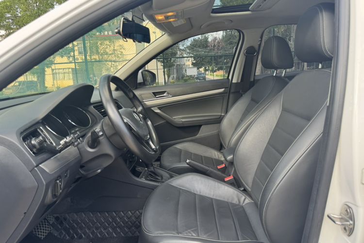 Used Volkswagen Lavida 2017 1.6L Automatic Comfort Edition Left Front Seat