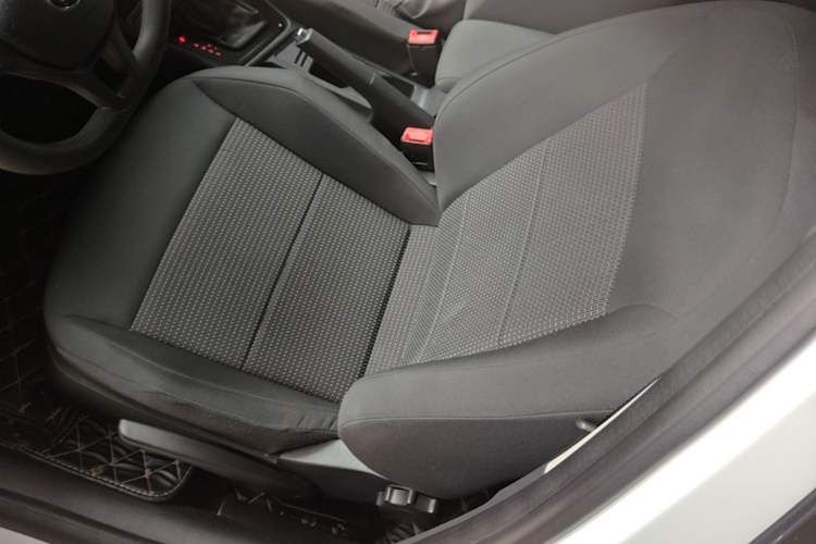 Used Volkswagen Lavida 2017 1.6L Automatic Fashion Edition Left Front Seat