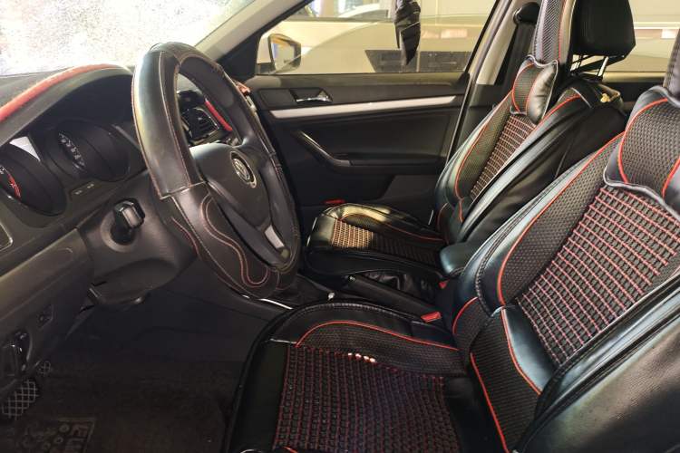 Used Volkswagen Lavida 2017 1.6L Automatic Fashion Edition Left Front Seat