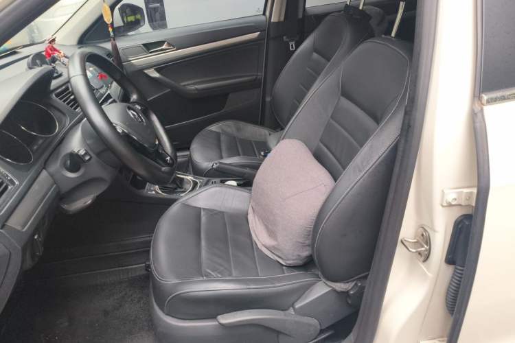 Used Volkswagen Lavida 2017 1.6L Automatic Comfort Edition Left Front Seat