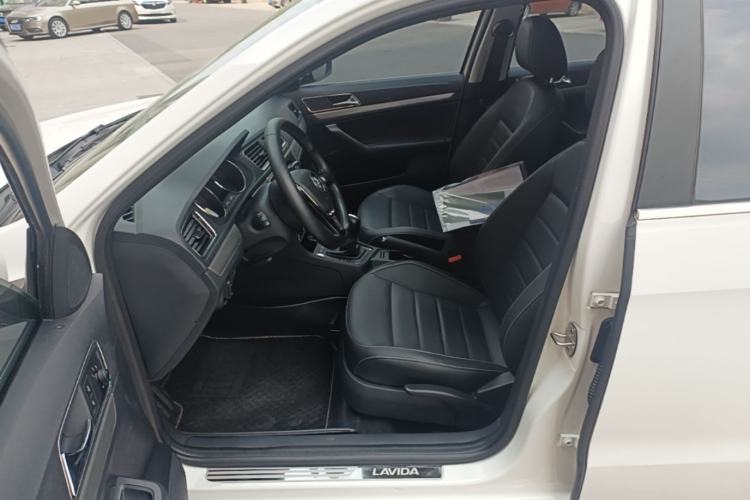 Used Volkswagen Lavida 2017 230TSI DSG Comfort Edition Left Front Seat