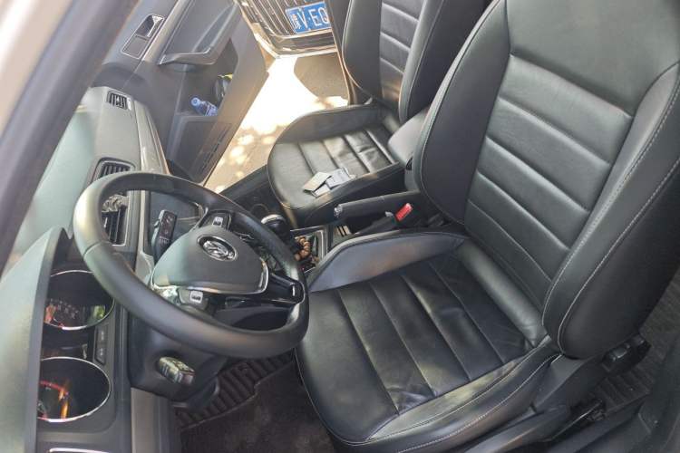 Used Volkswagen Lavida 2017 1.6L Automatic Comfort Edition Left Front Seat