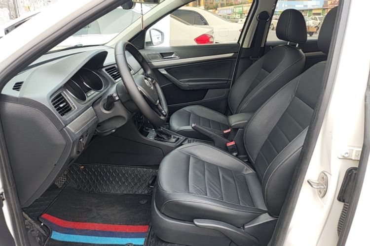 Used Volkswagen Lavida 2017 1.6L Automatic Comfort Edition Left Front Seat