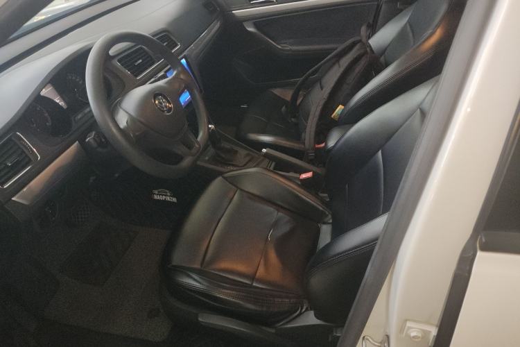 Used Volkswagen Lavida 2017 1.6L Automatic Fashion Edition Left Front Seat