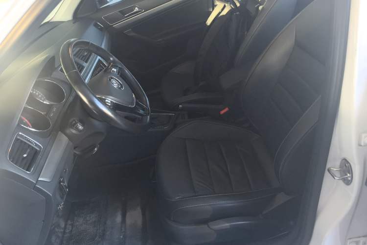 Used Volkswagen Lavida 2017 1.6L Automatic Comfort Edition Left Front Seat