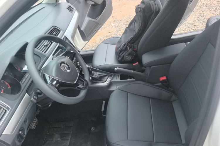 Used Volkswagen Lavida 2017 1.6L Automatic Fashion Edition Left Front Seat