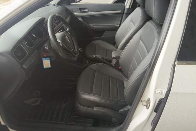 Used Volkswagen Lavida 2017 1.6L Manual Comfort Edition Left Front Seat