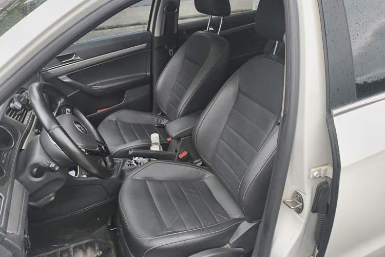 Used Volkswagen Lavida 2017 230TSI DSG Comfort Edition Left Front Seat