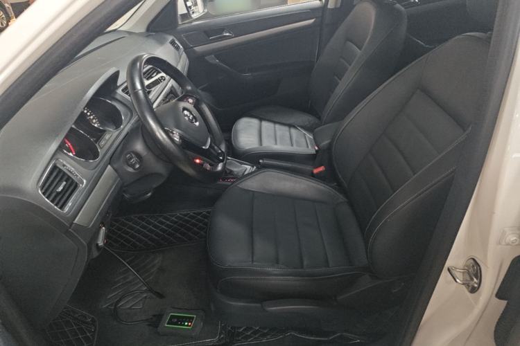 Used Volkswagen Lavida 2017 230TSI DSG Comfort Edition Left Front Seat