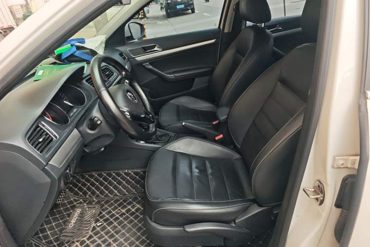 Used Volkswagen Lavida 2017 1.6L Automatic Comfort Edition Left Front Seat