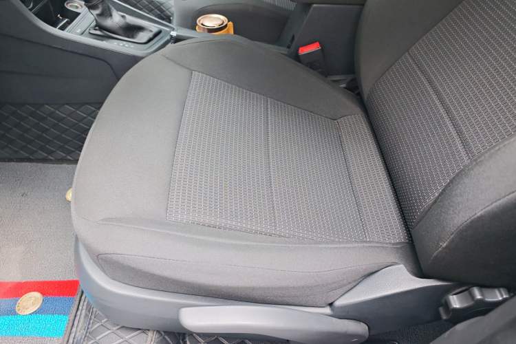 Used Volkswagen Lavida 2017 1.6L Automatic Fashion Edition Left Front Seat