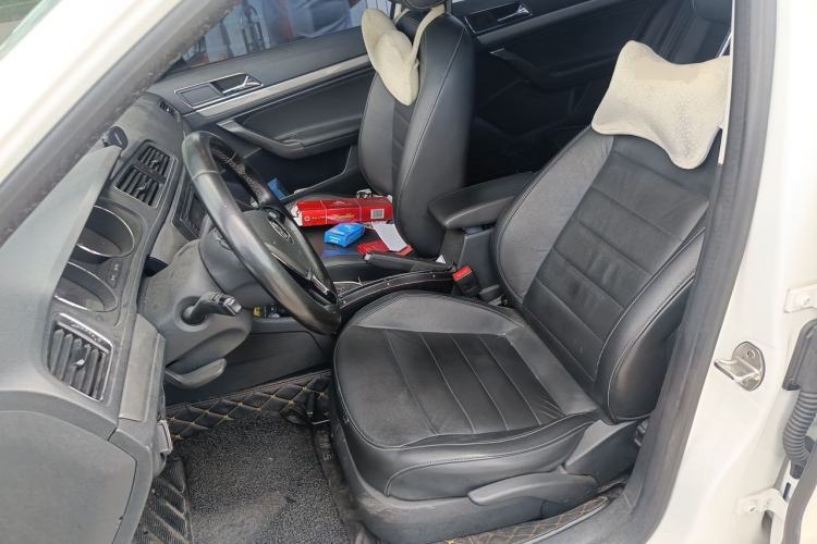 Used Volkswagen Lavida 2017 230TSI DSG Comfort Edition Left Front Seat