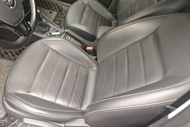 Used Volkswagen Lavida 2017 1.6L Automatic Comfort Edition Left Front Seat