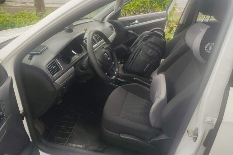 Used Volkswagen Lavida 2017 1.6L Automatic Fashion Edition Left Front Seat